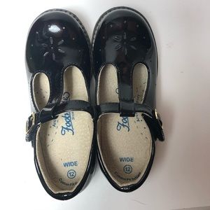 Black Footmates saddle shoes